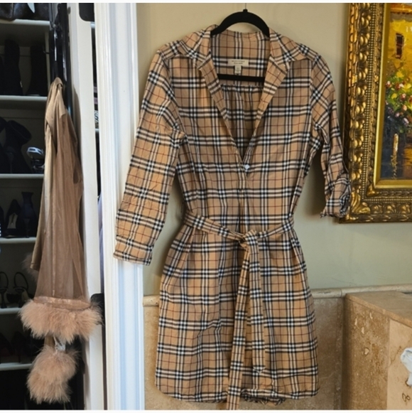 Burberry Dresses & Skirts - Burberry Dress Size 6